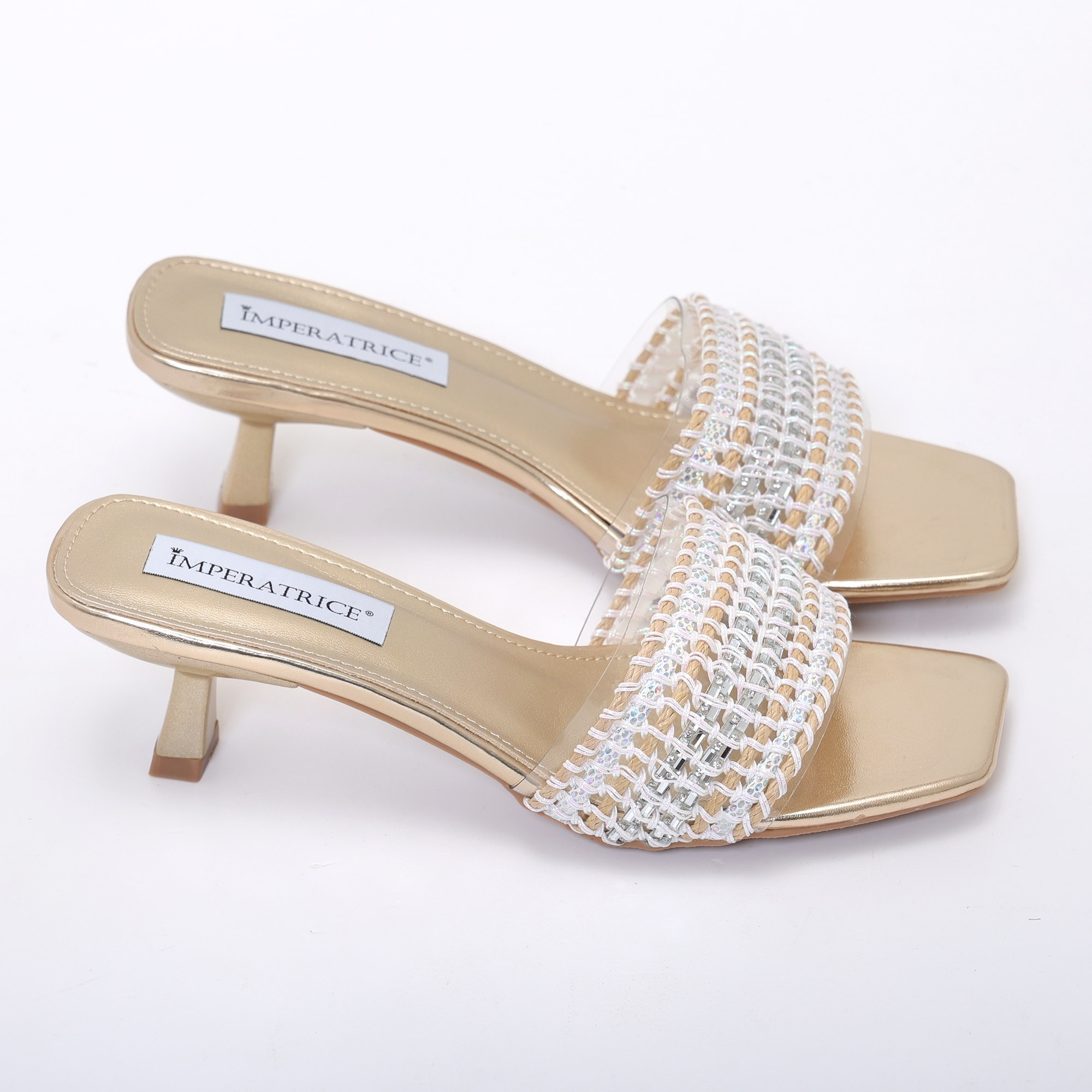 Sandali con tacco basso a rocchetto e fascia con ricamo e pietre