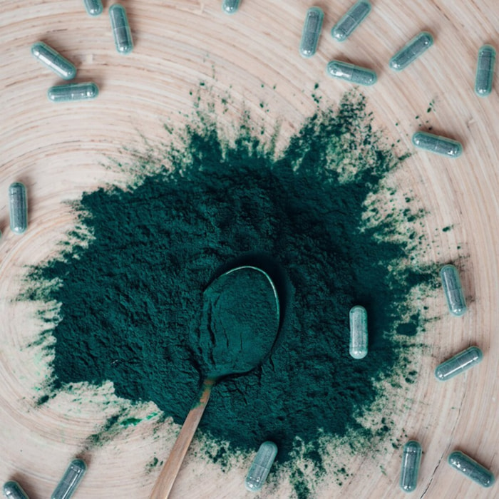 STC NUTRITION - Spiruline 1500 - Complément Alimentaire à Base de Spiruline 100% Française - Qualité Ultra-Pure - Riche en Protéines - Teneur Garantie en Phycocyanines et Chlorophylle - 90 Gélules