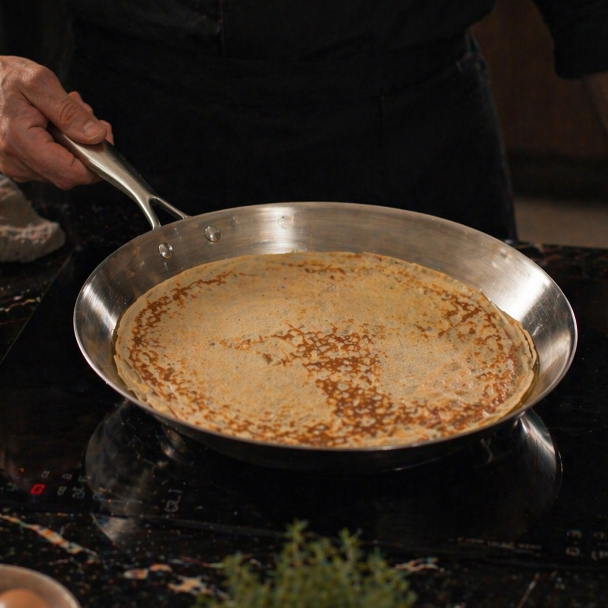 Crêpière acier inoxydable 28cm - fait en France - tous feux TRIPLY
