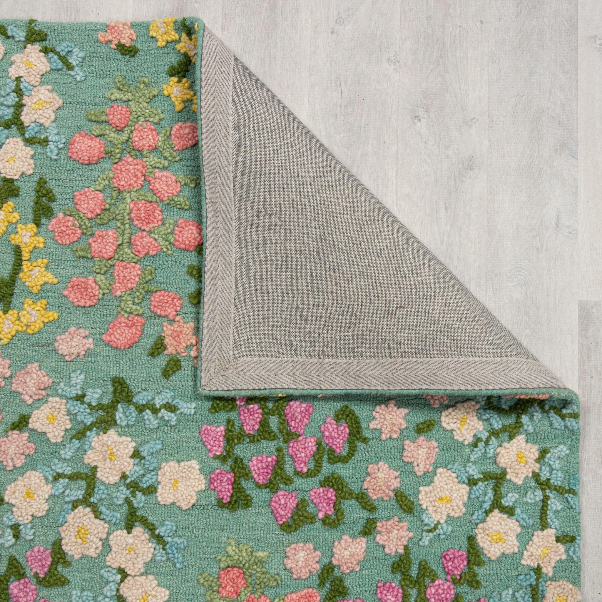 Tapis floral en laine EMILIA