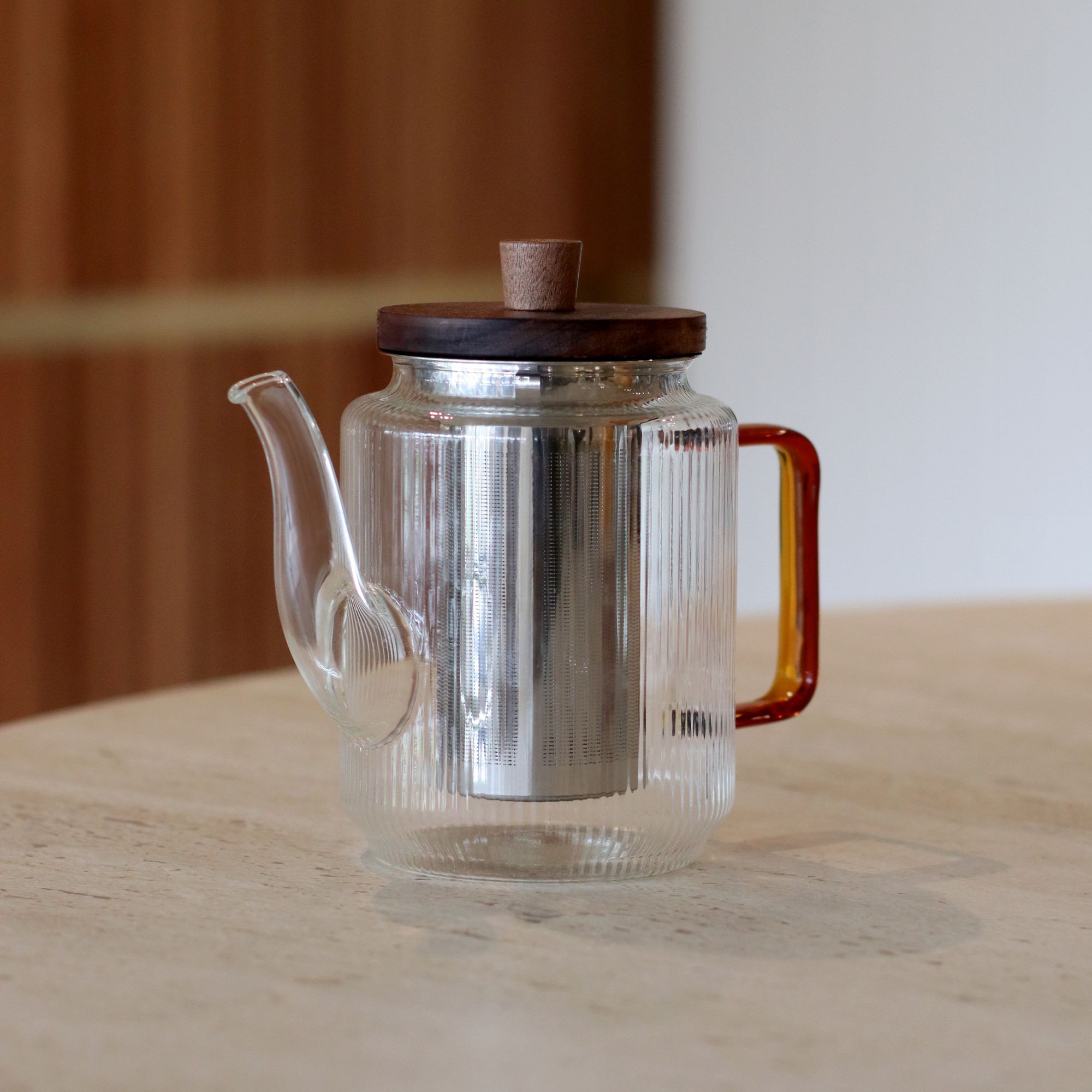 Théière en verre et anse ambre 550ml KARL