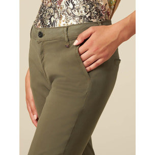 Oltre - Pantalones chinos con detalle joya - Verde