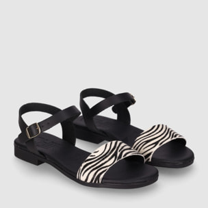 Sandalias de Piel - Negro - Tacón: Bajo