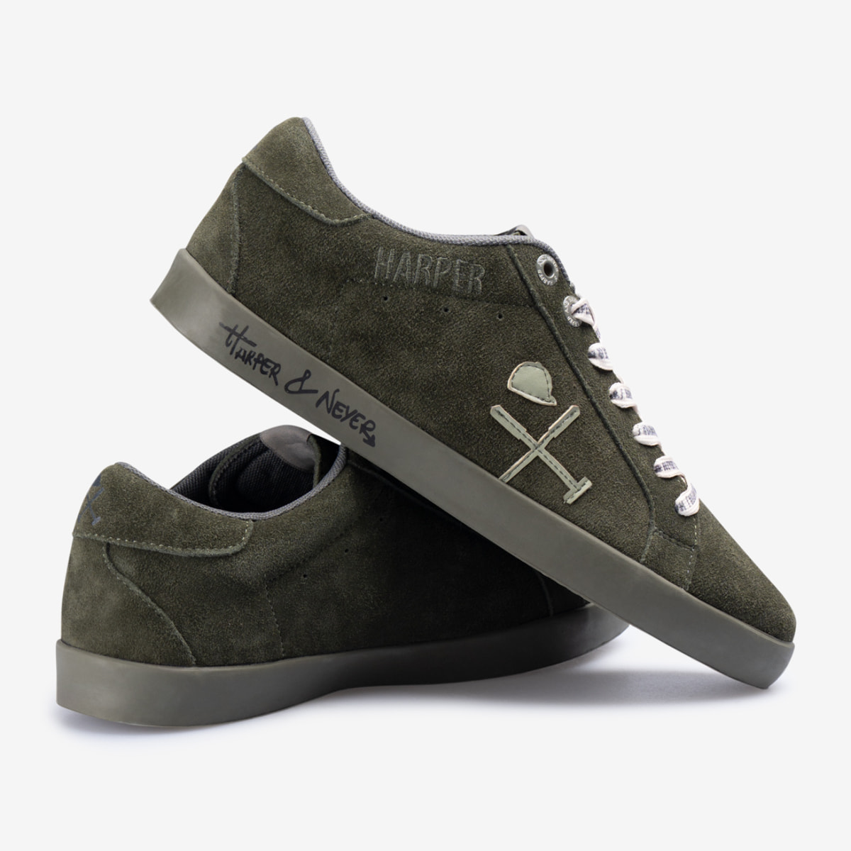 SNEAKER SUPERBOWL COLORS