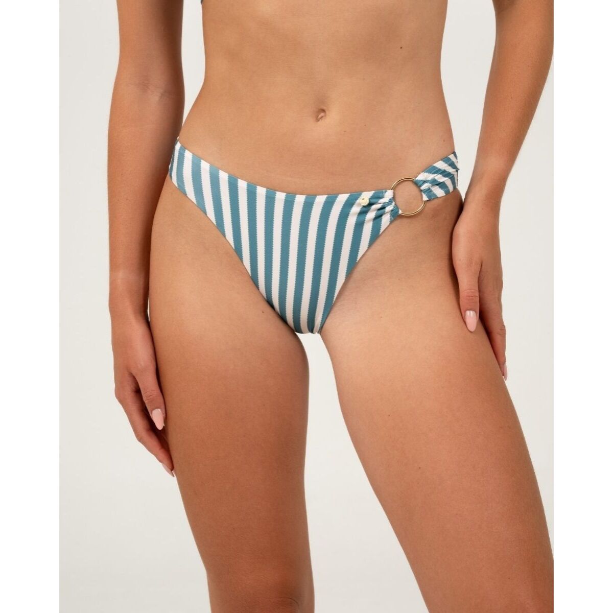 Lisa Bottom Ring