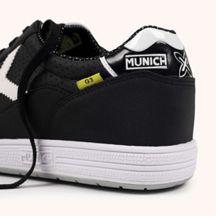 MUNICH G-3 454 Zapatillas fútbol sala Diseño Técnico Negro y Blanco