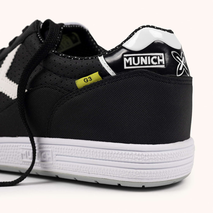 MUNICH G-3 454 Zapatillas fútbol sala Diseño Técnico Negro y Blanco