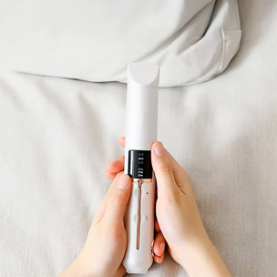 Piastra per capelli wireless 2 in 1, ricci e lisci. Con 3 livelli di potenza e display LED con indicatore di carica.