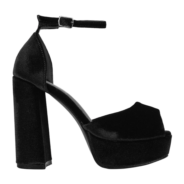 Sandalias de tacón negras de terciopelo