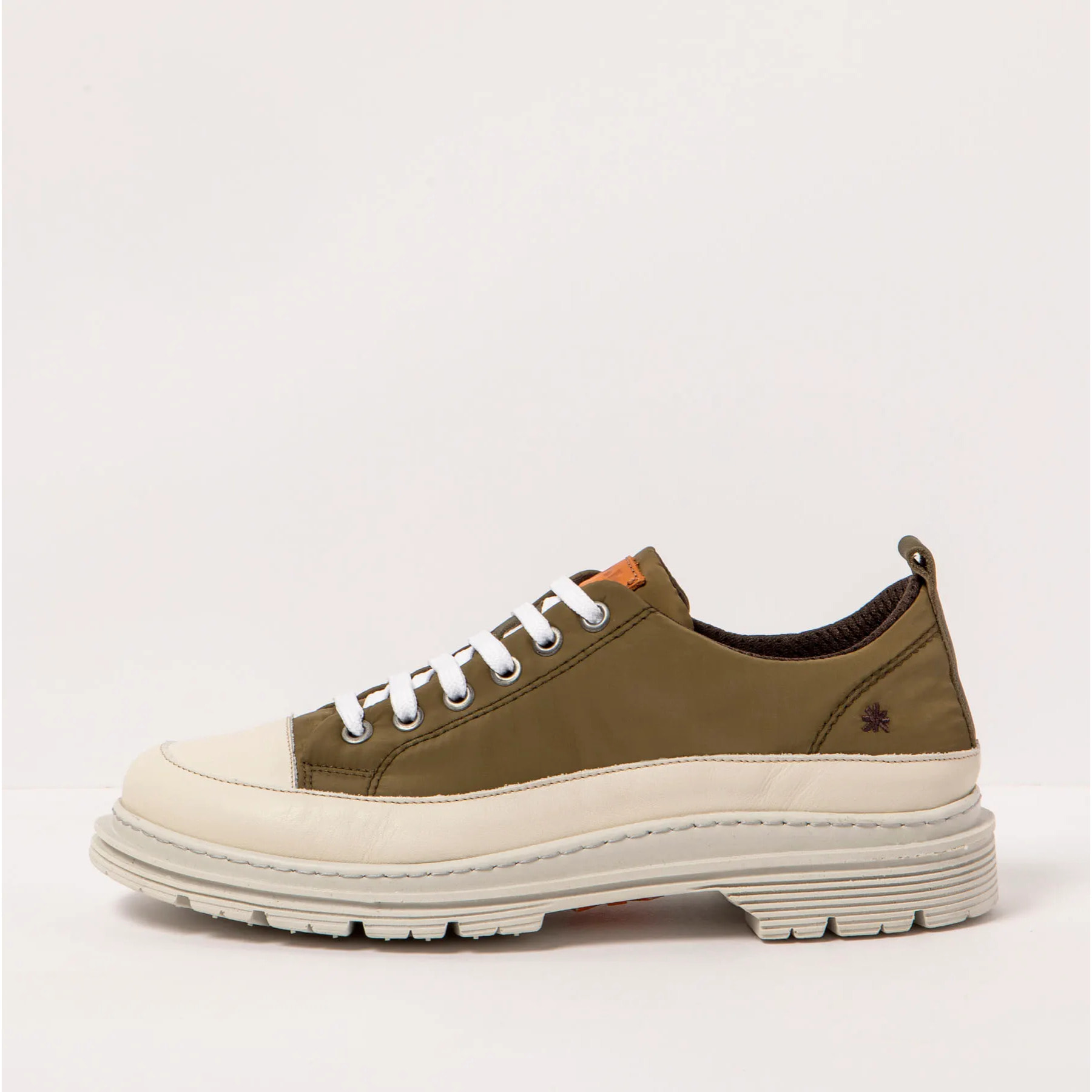 Zapatos 1894 NYLON KAKI/ BIRMINGHAM color Kaki