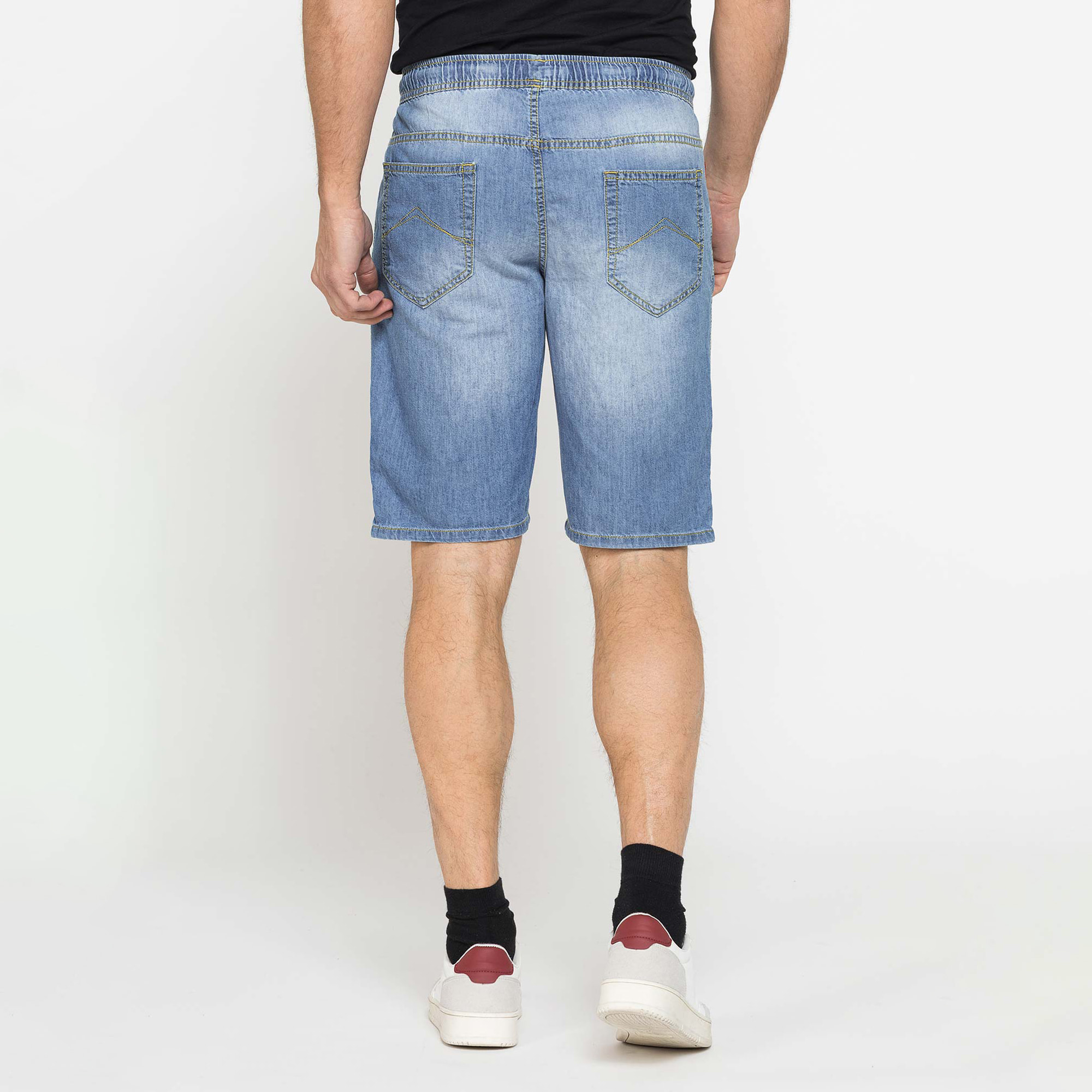 BERMUDA IN DENIM LEGGERO CON ELASTICO IN VITA