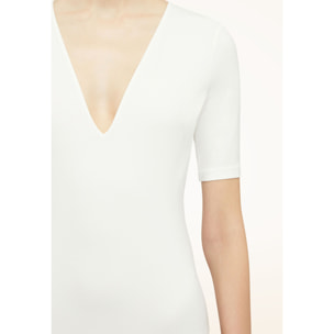 Body Deep V String
