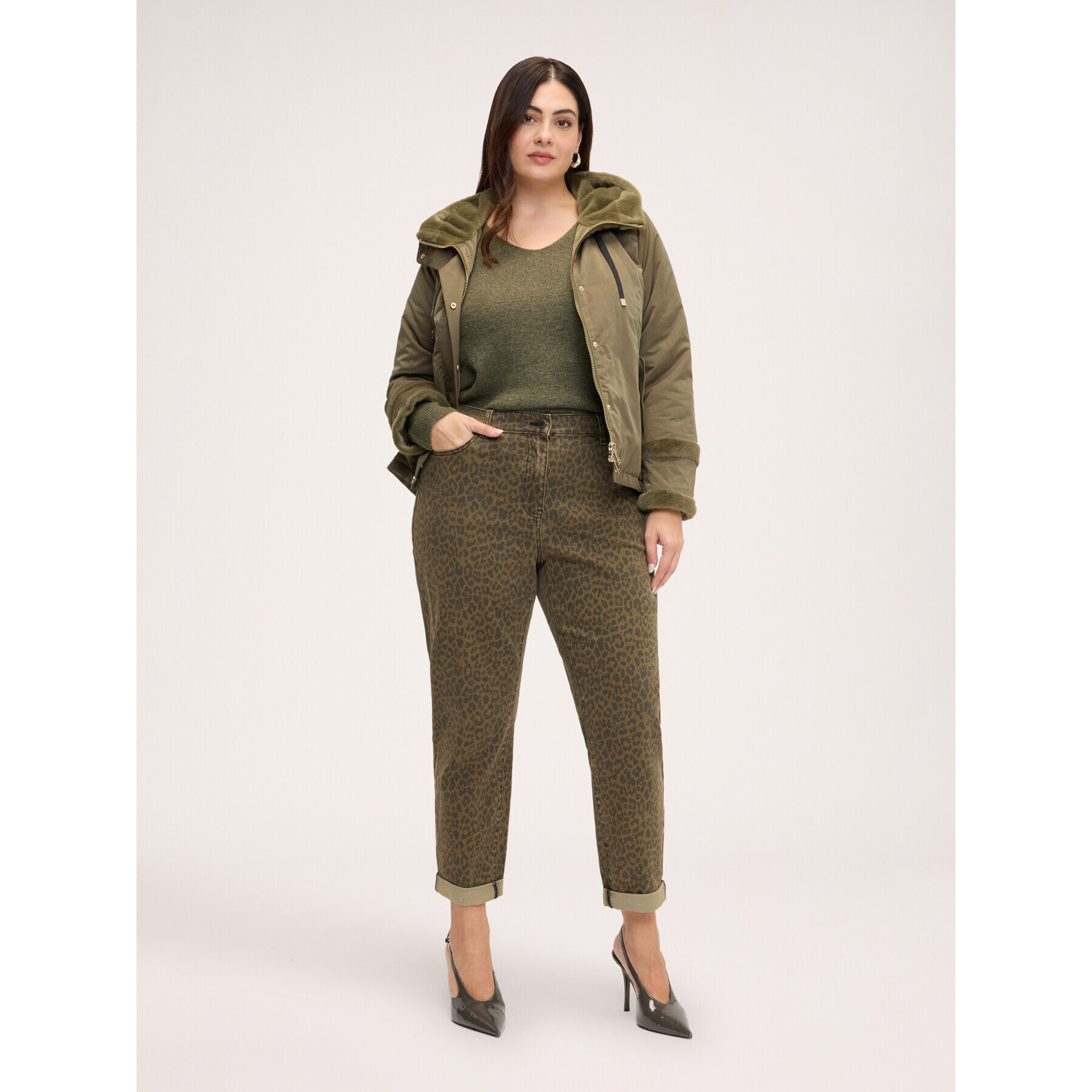Fiorella Rubino - Piumino con dettagli peluches - Verde militare