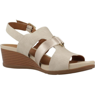 Sandalias Mujer de la marca GEOX  modelo D MARYKARMEN BEIS