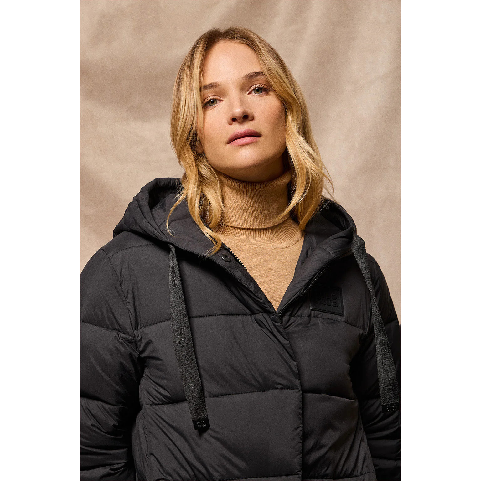 Cappotto nero Siena con cappuccio fisso e dettagli Polo Club