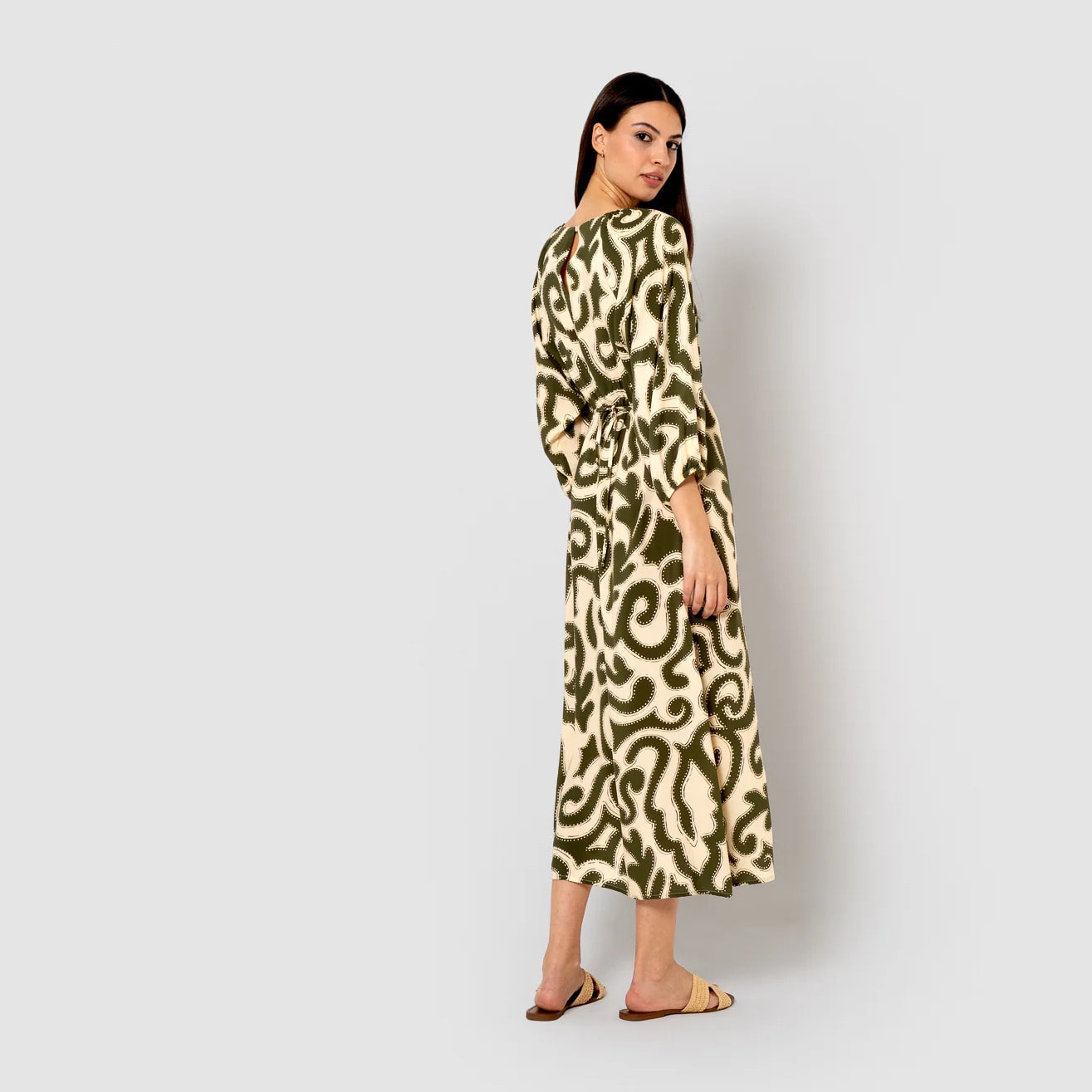Vestido midi viscosa elaya verde cacería