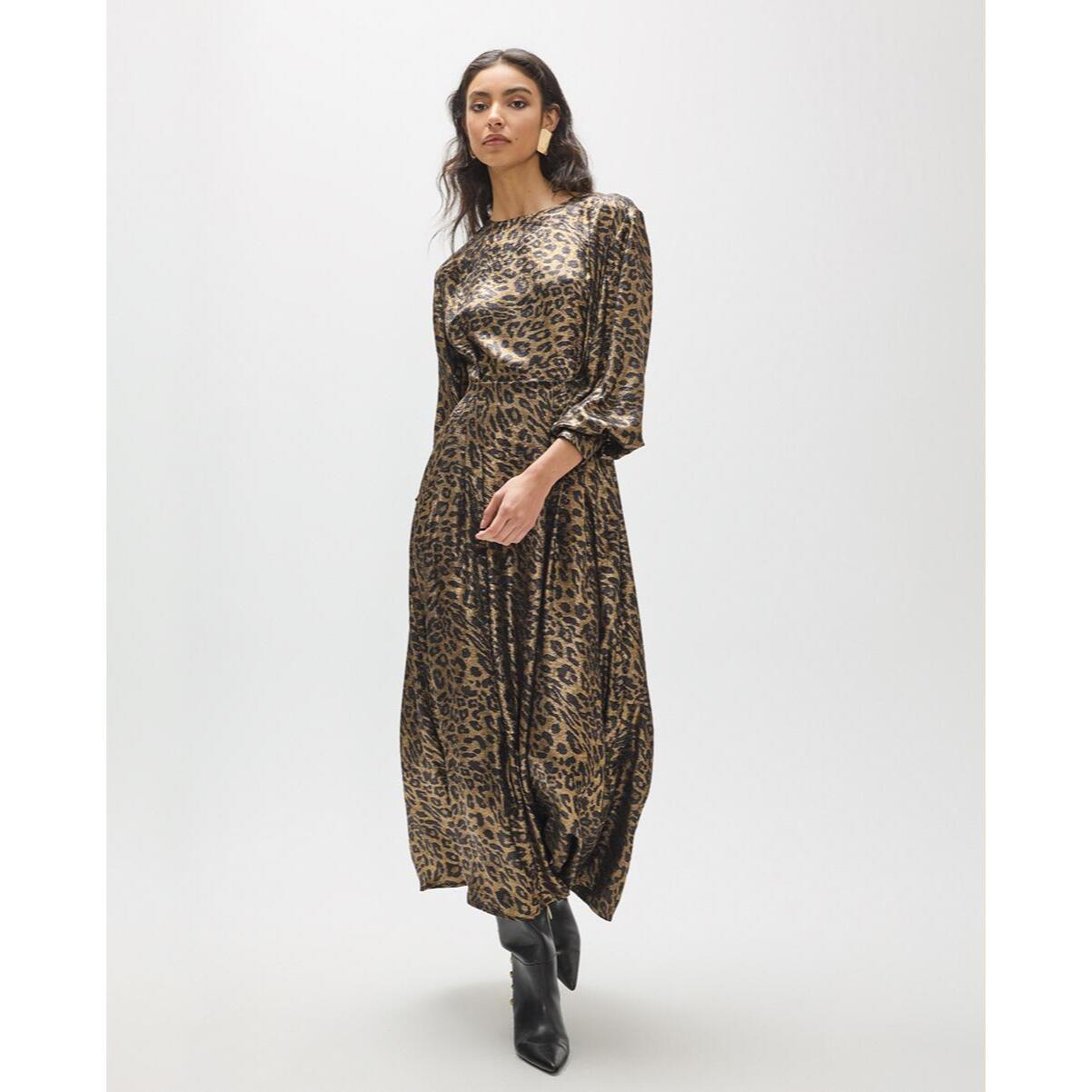 Abito midi stampato con scollo a scatola e tessuto elegante