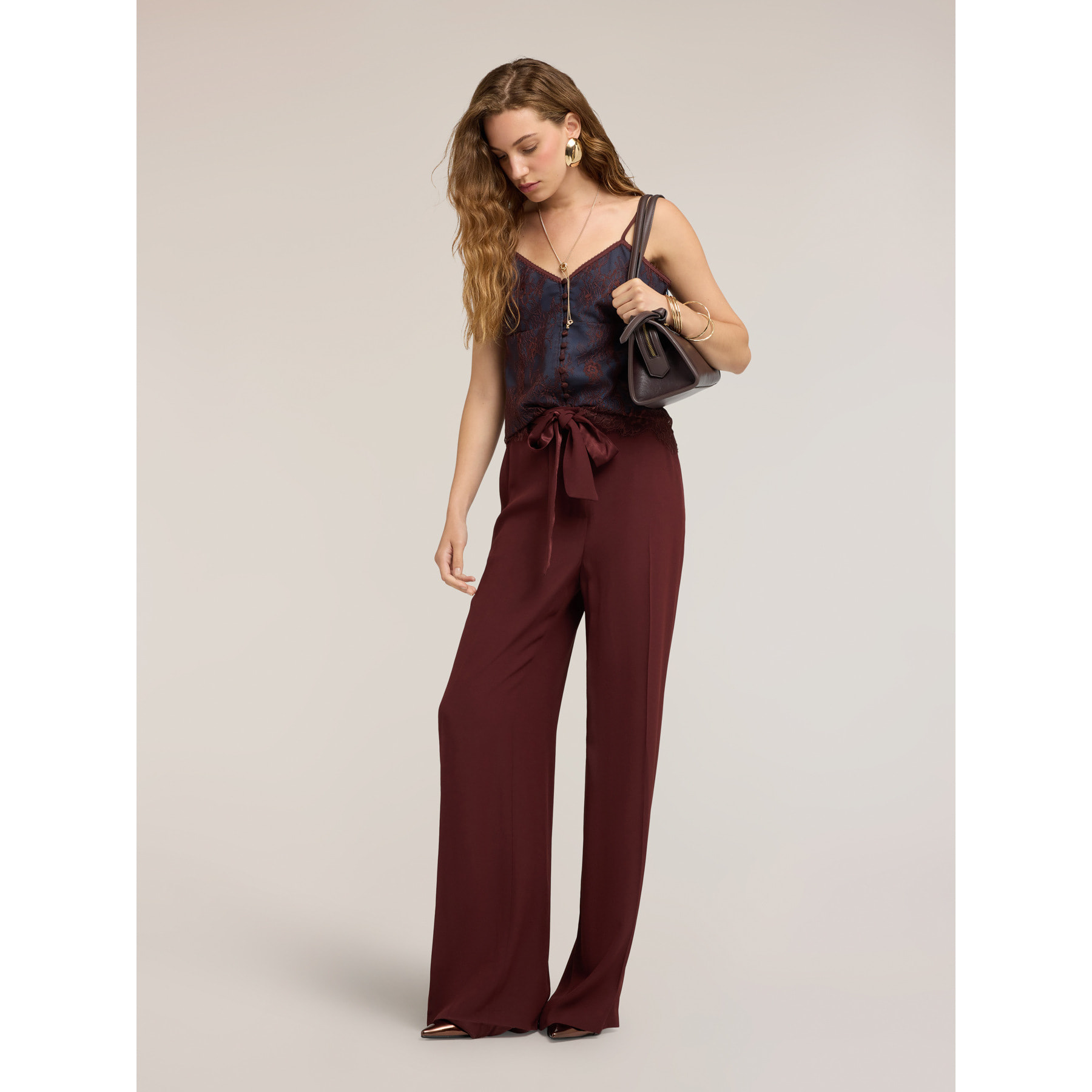 Motivi - Top in pizzo con sottoveste e orlo smerlato - Blu