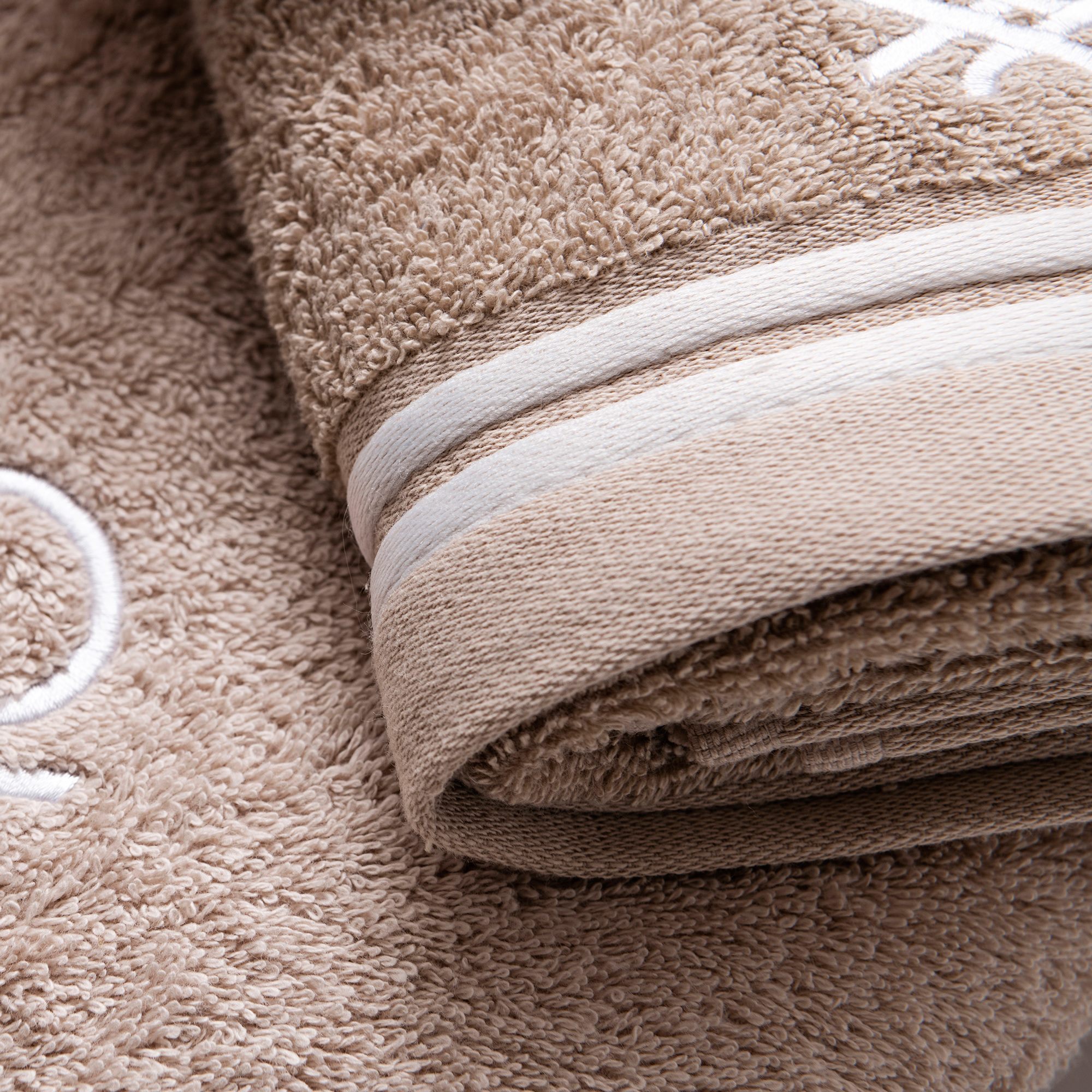 Set 3pcs toallas de baño  beige  benetton