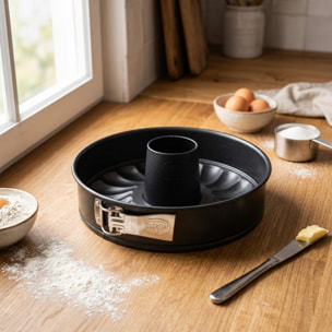 Moule à manqué et à savarin double fond 26 cm Dr.Oetker Tradition
