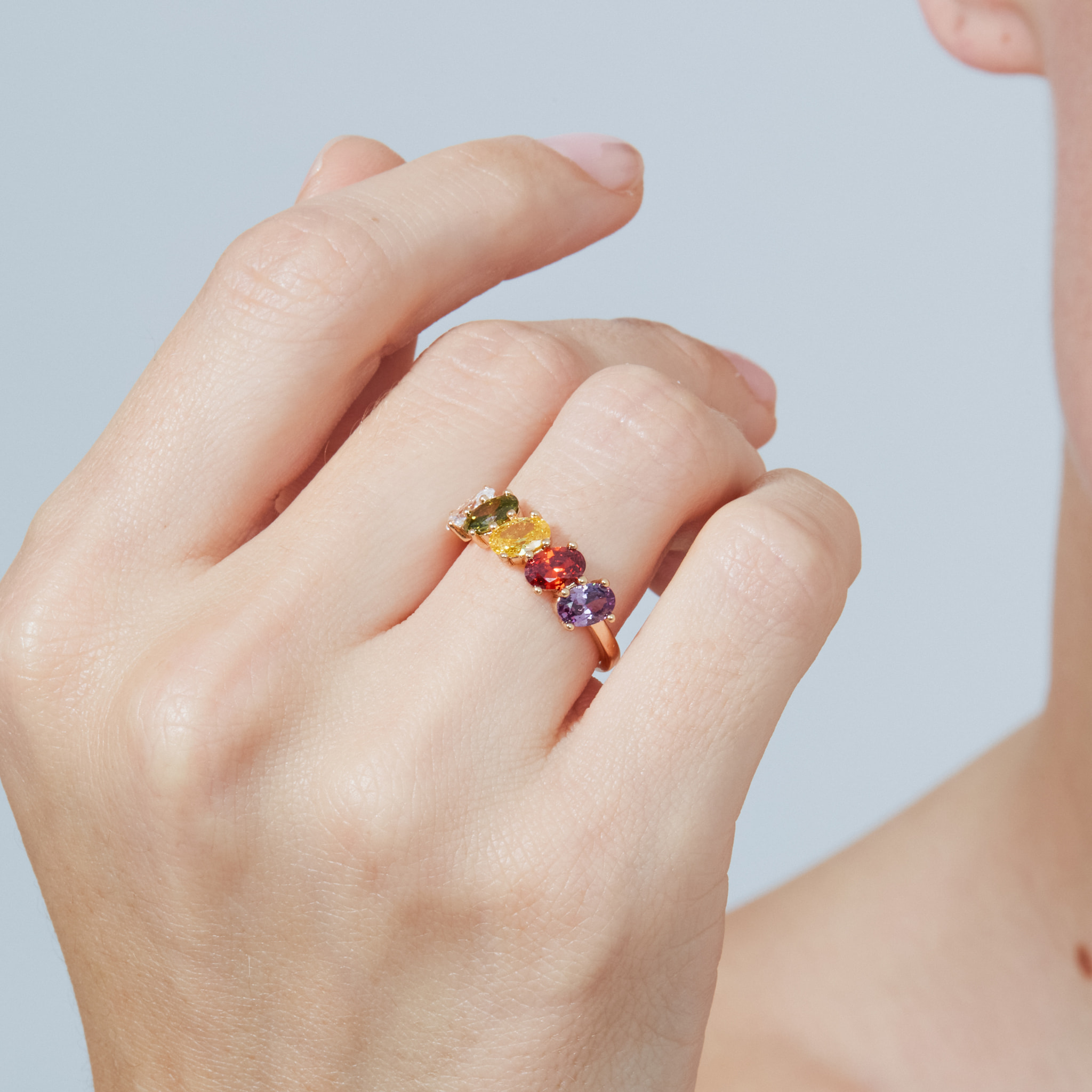 Anillo Sionvil acabado oro rosa 18k