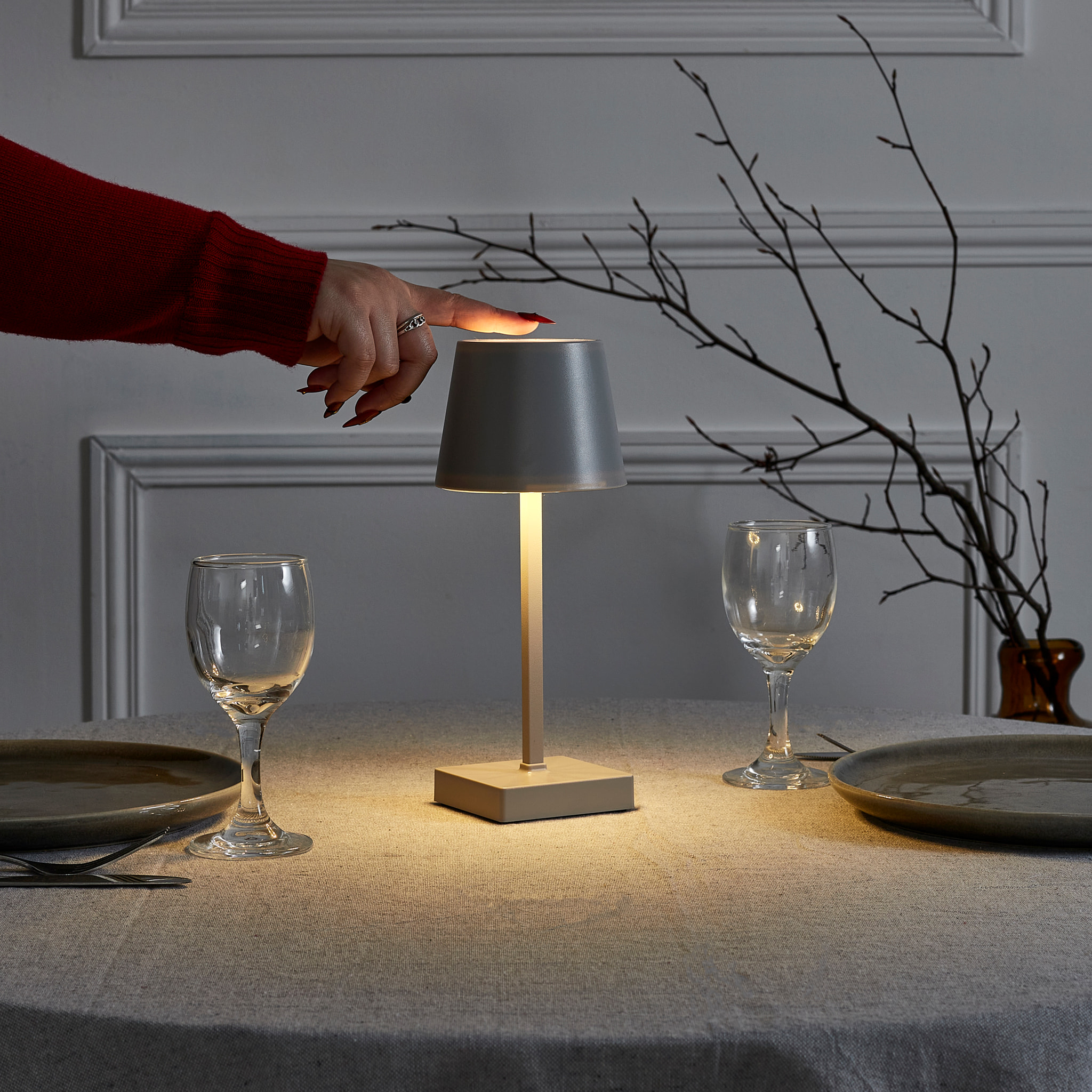Lampe Led De Table Tactile Taupe