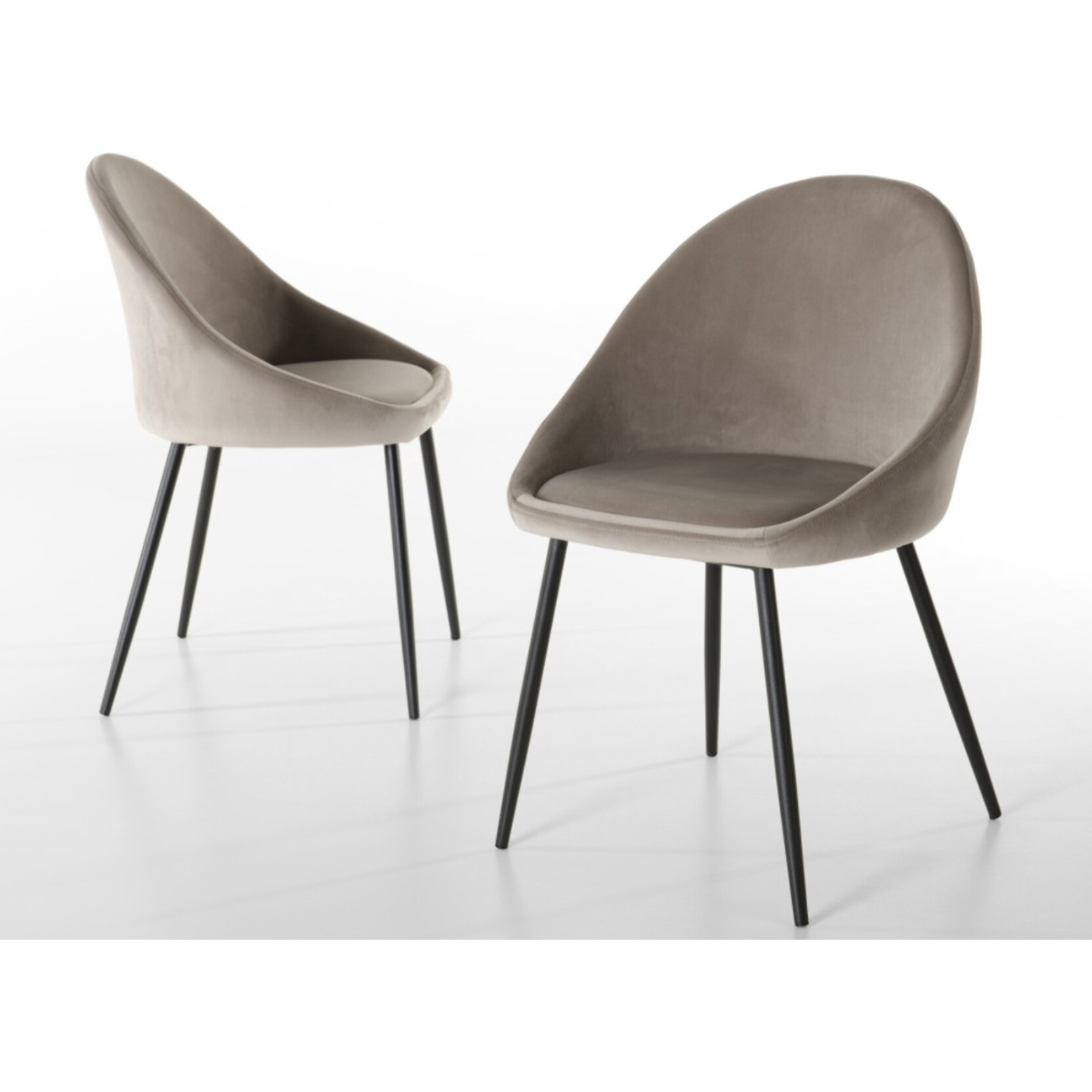 TOM - Lot de 2 chaises velours chamois beige pieds métal noir