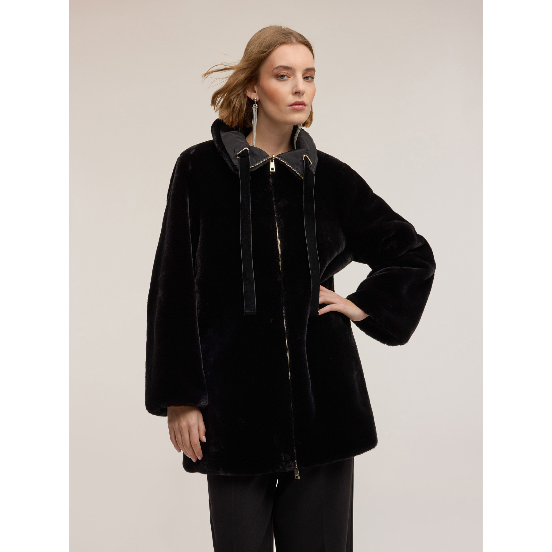 Motivi - Abrigo efecto peluche reversible - Negro