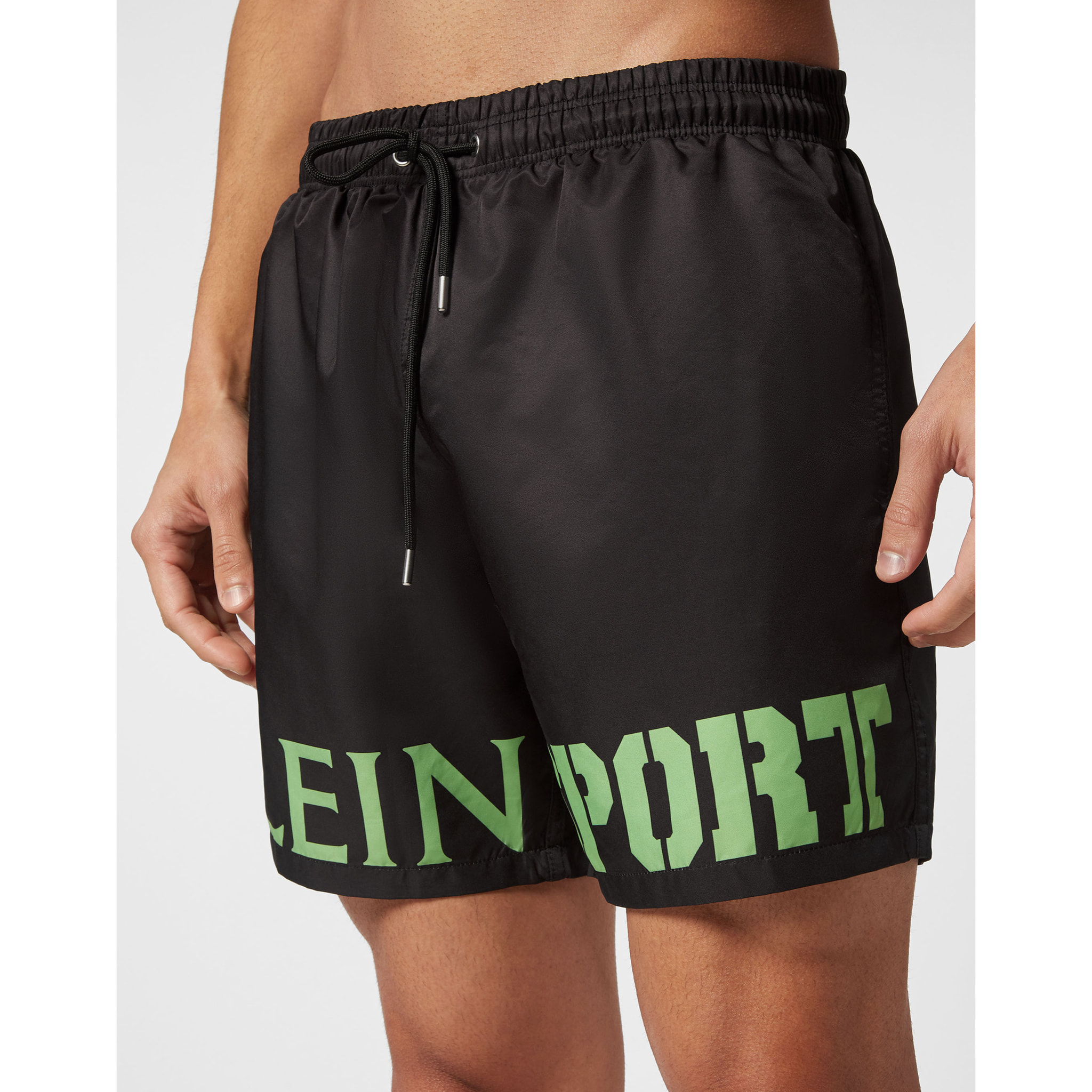 PLEIN SPORT Pantalones cortos