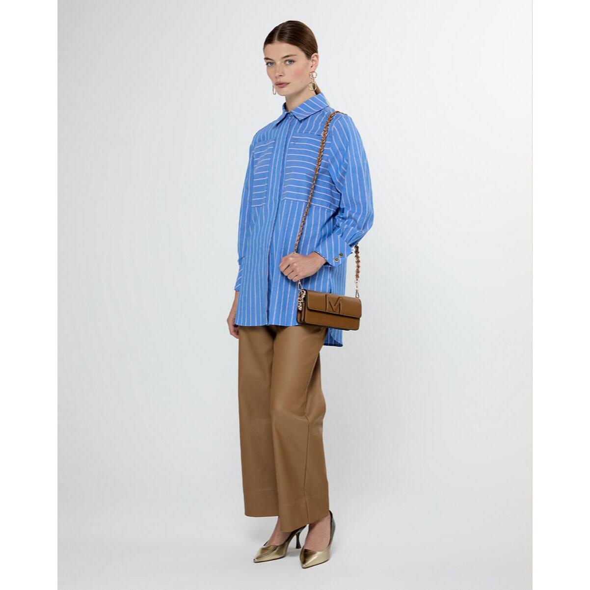 Camicia diritta in popeline a righe con tasche frontali