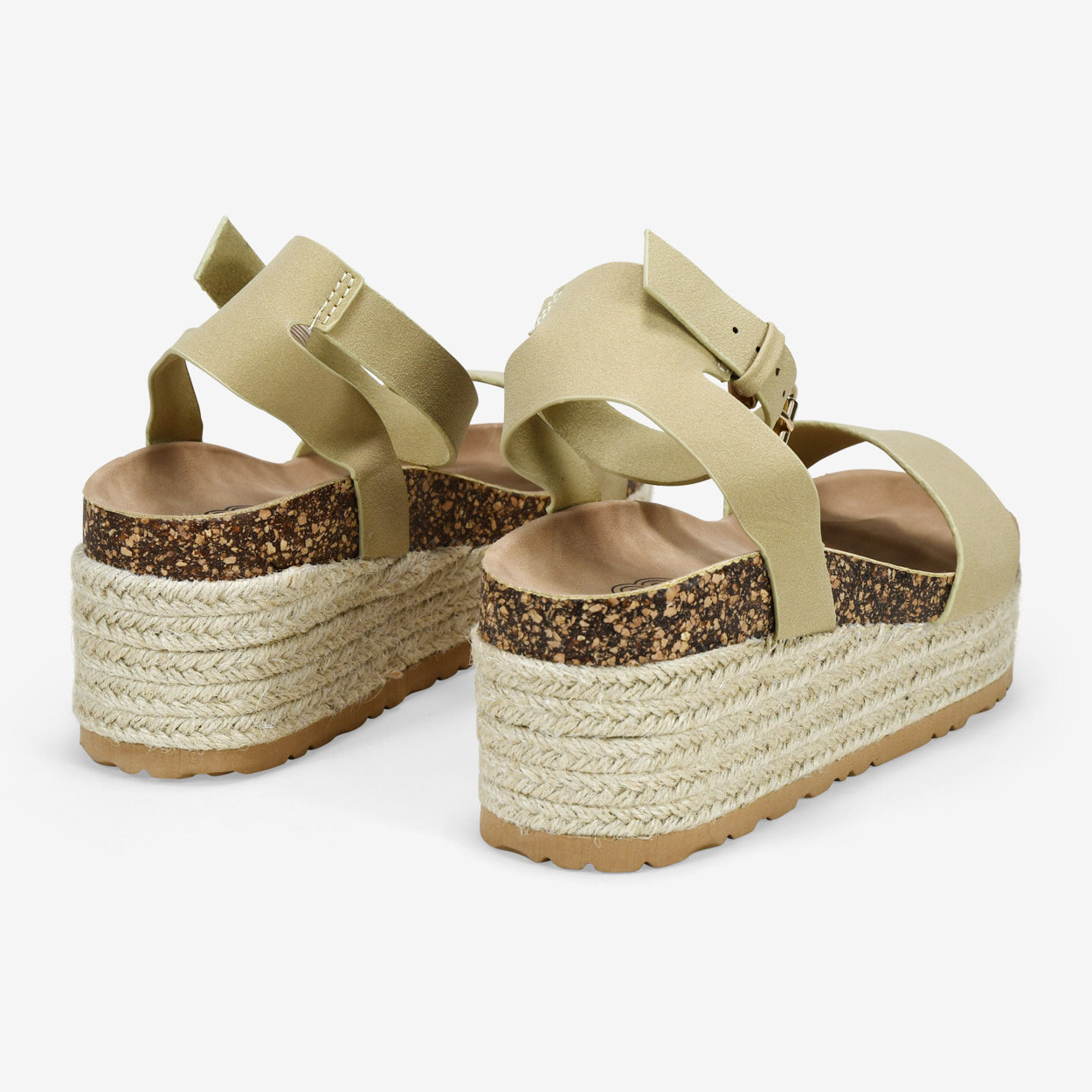 Sandalias de plataforma arena con esparto