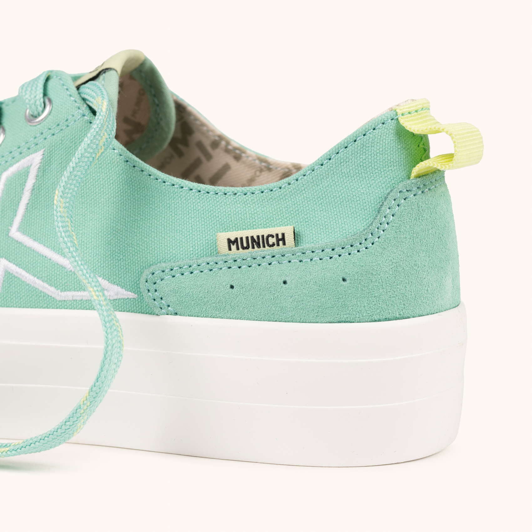 Zapatilla de lona menta con plataforma MUNICH MUNICH SWING SKY 09