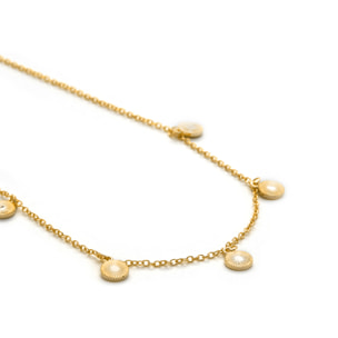 Collar acabado en oro amarillo de 18K