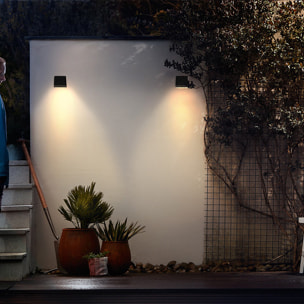 EZIlight® Solar Wall S25