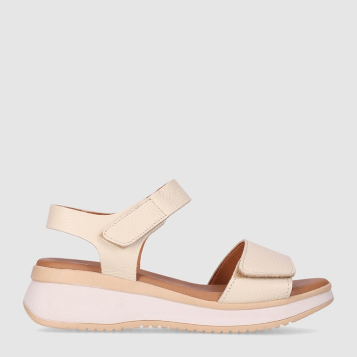 Sandalias de Piel - Hielo - Tacón: 4 cm