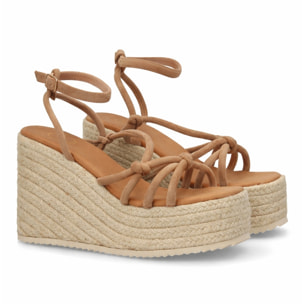 Sandalias de cuña con tiras cruzadas