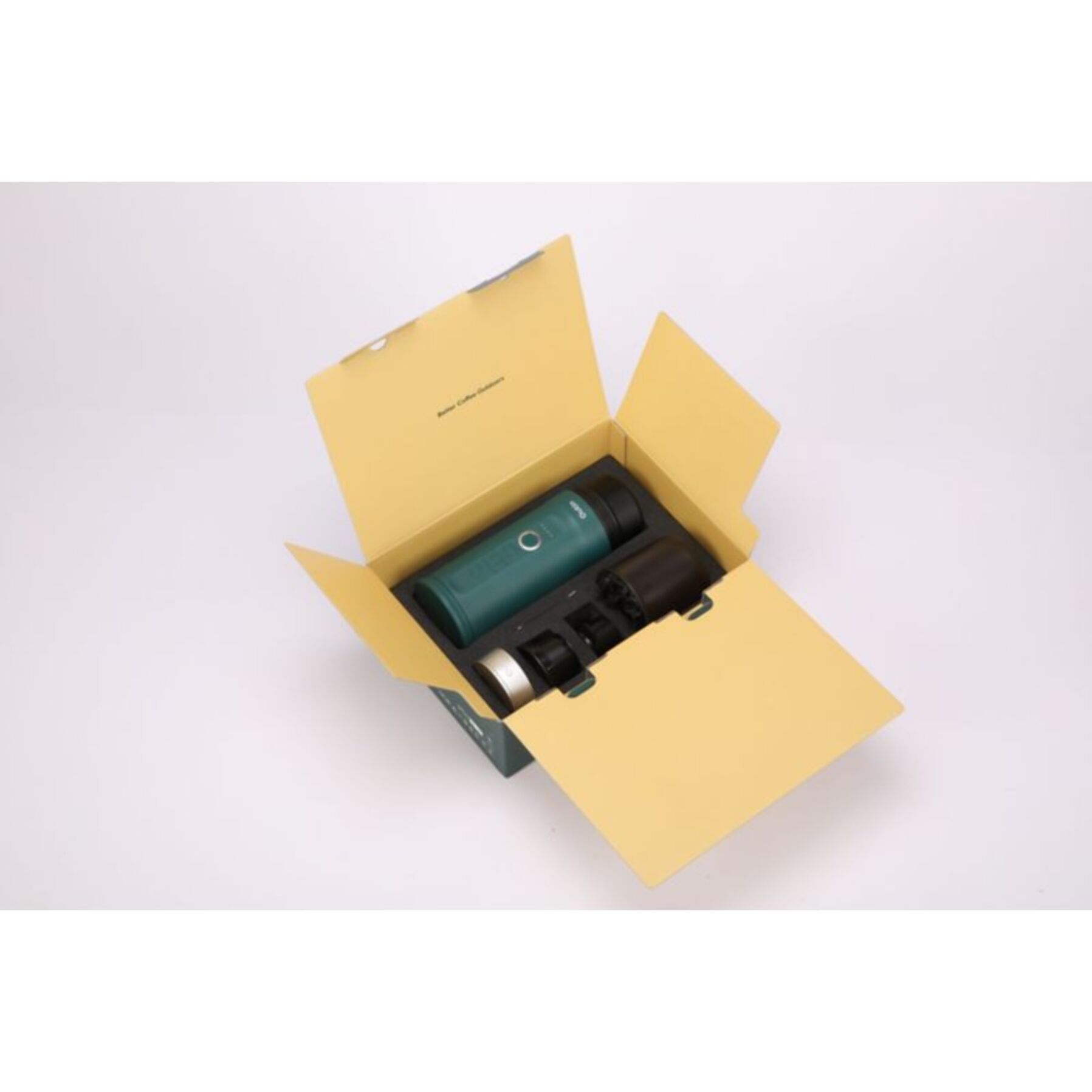 Cafetière portable OUTIN Nano vert + adaptateur Basket Plus - coffret de Noel