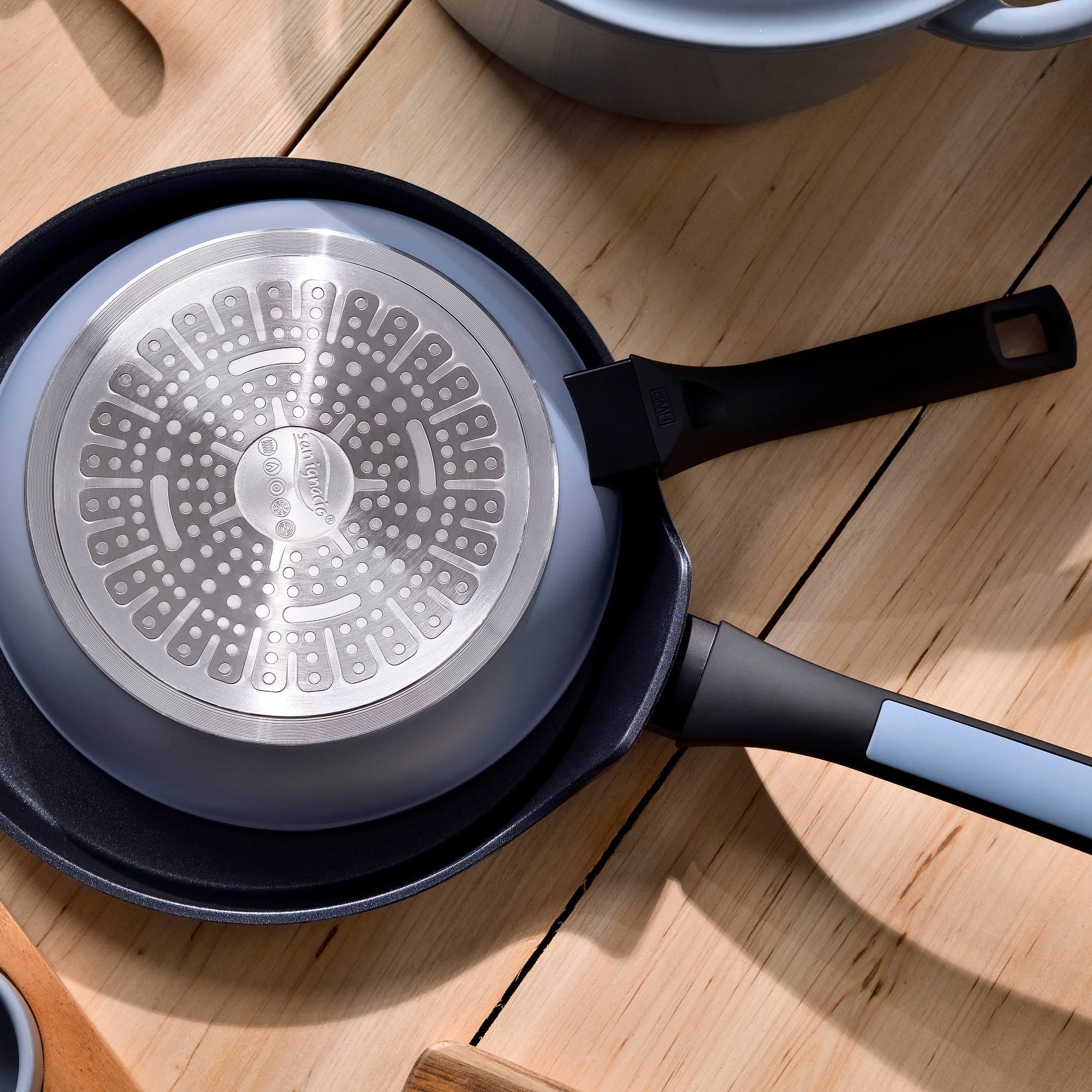 Juego de 2 Sartenes de Ø20Ø26cm + Wok de Ø30cm en Aluminio prensado color Azul NOIA San Ignacio