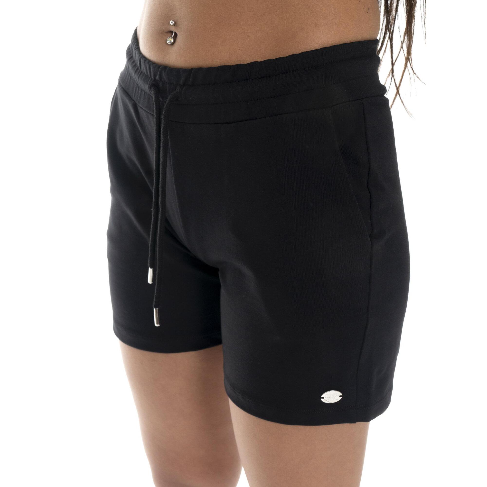 Pantalón corto de mujer Leone Basic de algodón elástico