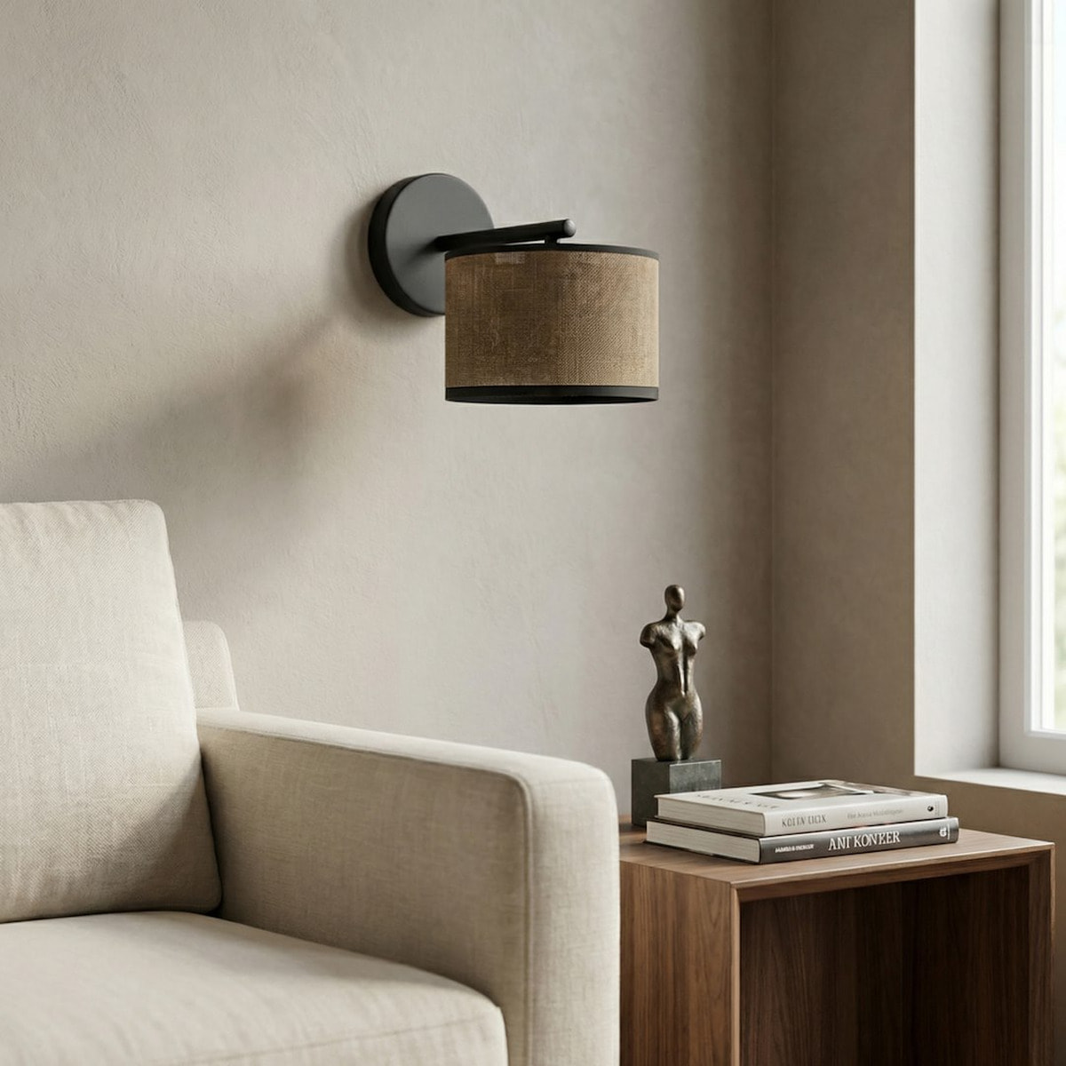 Lampada a parete ECO in acciaio nero e tessuto marrone