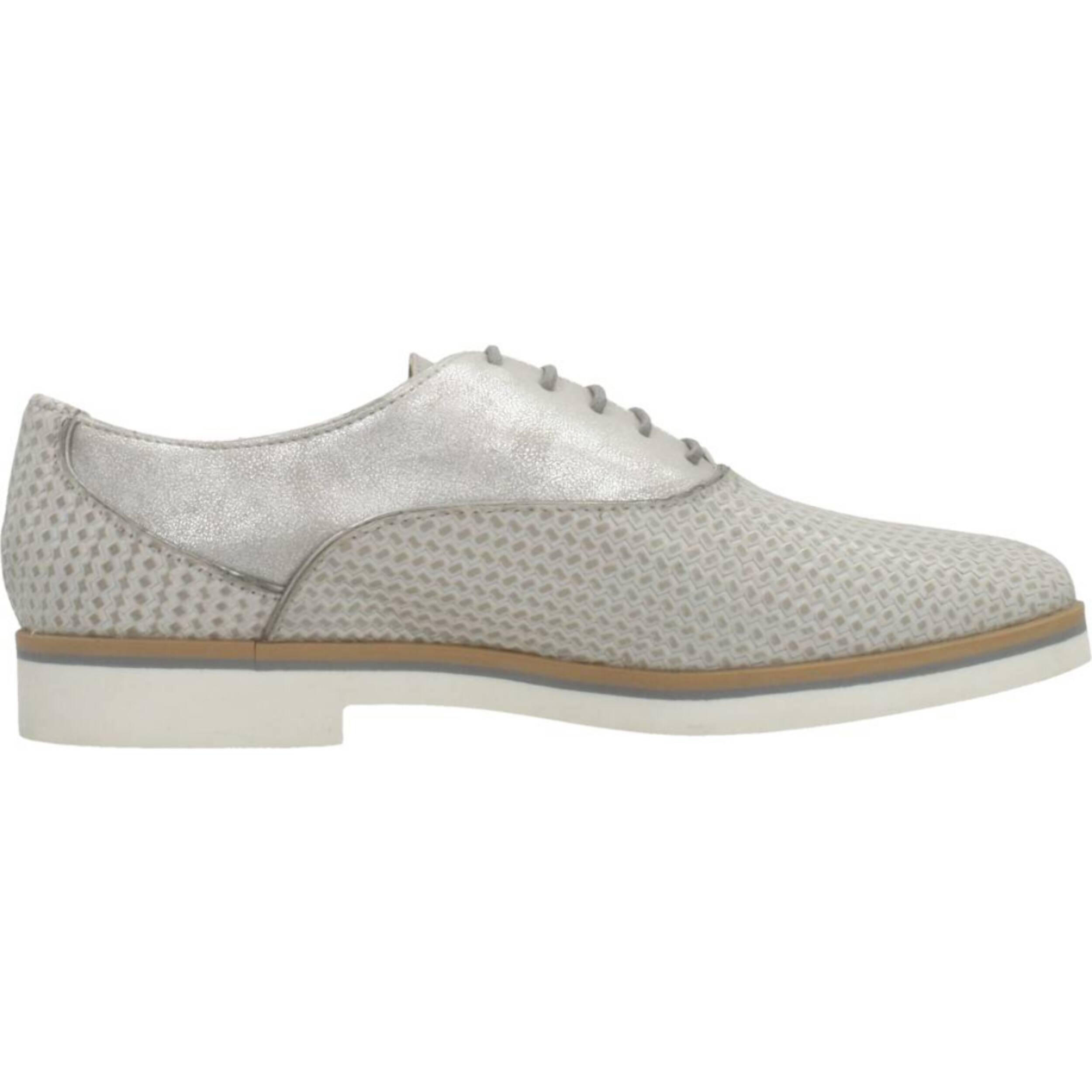 Bluchers Mujer de la marca GEOX  modelo D JANALEE A PLATA