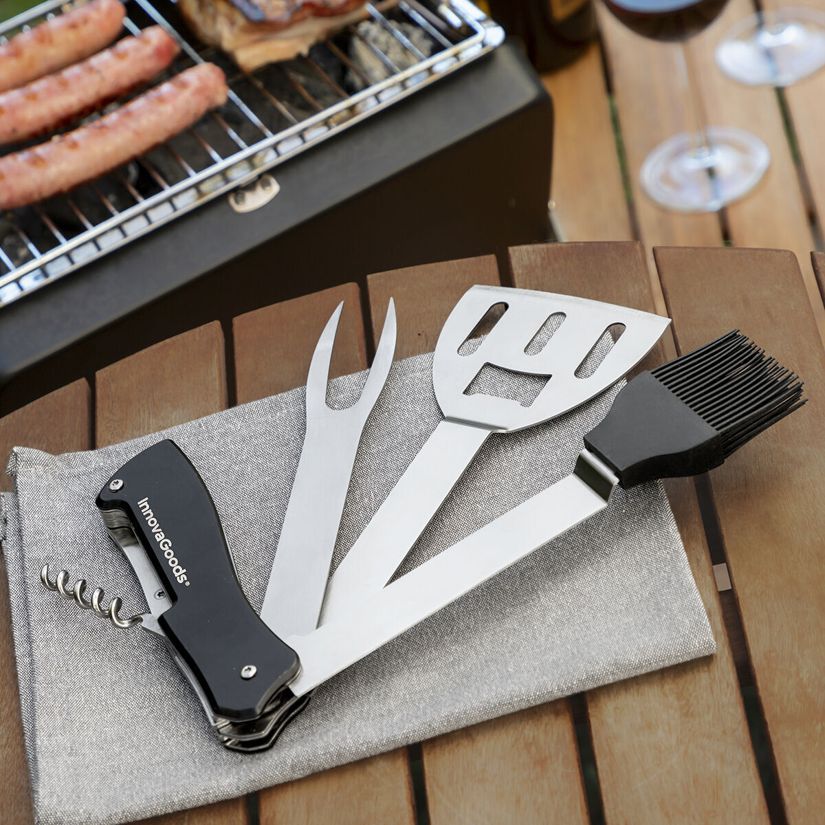 Set de Utensilios para Barbacoa 5 en 1 BBKit InnovaGoods