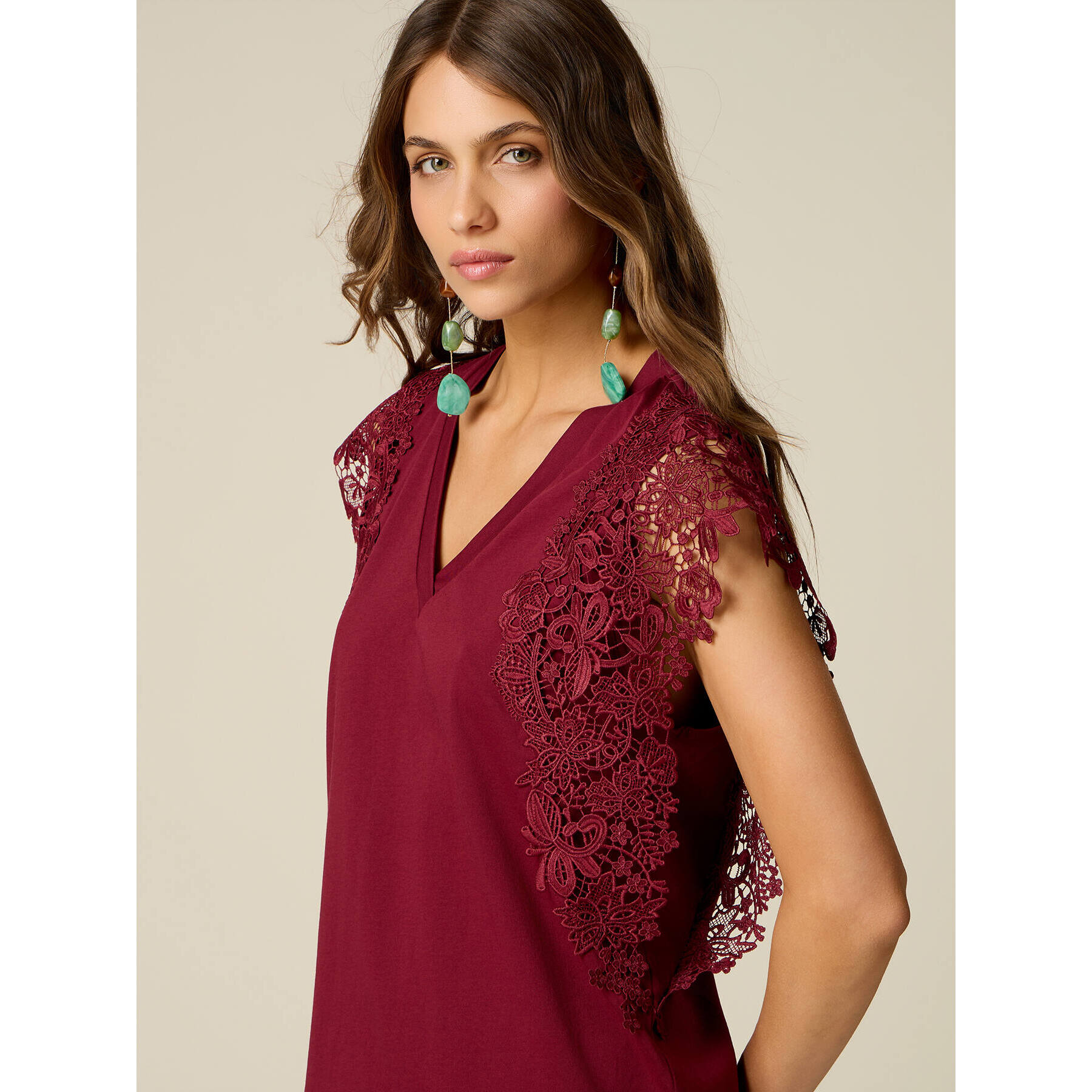 Oltre - T-shirt scollo a V con pizzo - Bordeaux