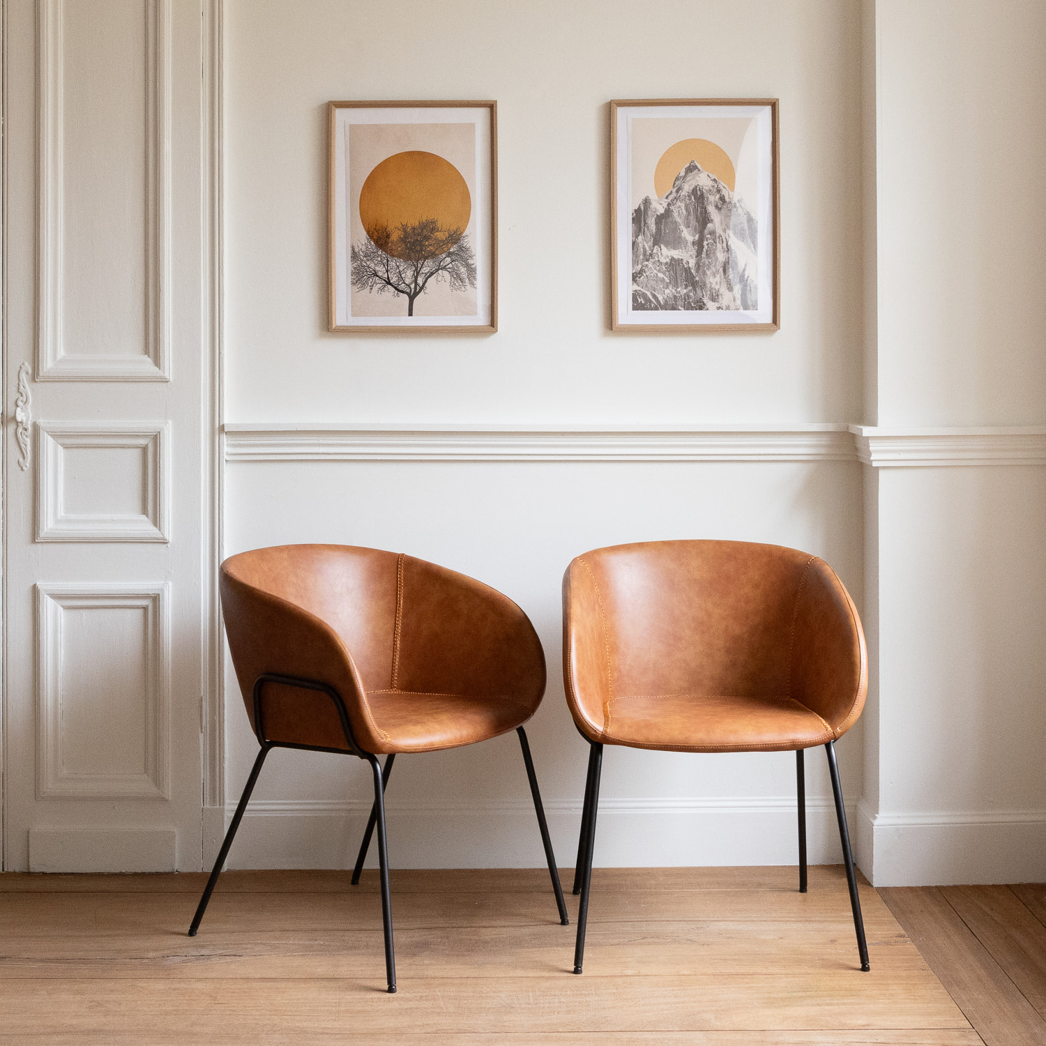 Lot de 2 chaises en simili cognac ANDRÉ