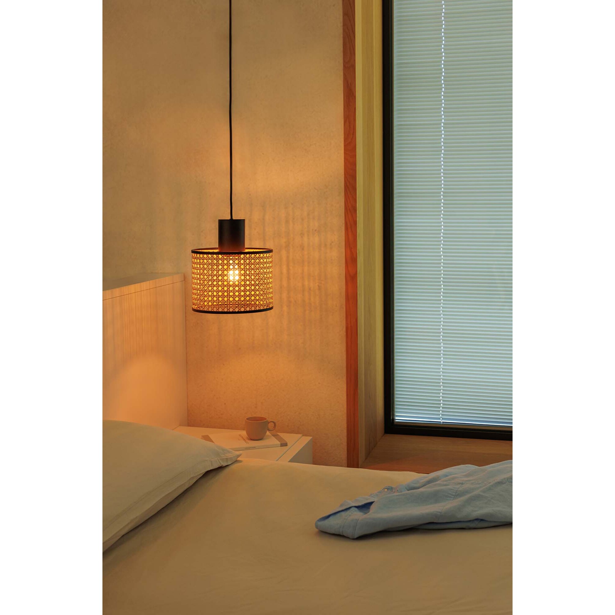 MAMBO 210 Lampe suspension noir/rotin