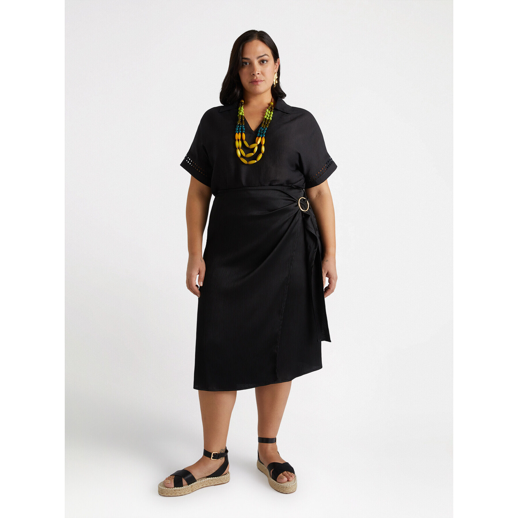 Fiorella Rubino - Blusa in lino con maniche ricamate - Nero