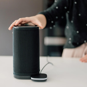 Eteria, purificatore d'aria compatto e personale senza filtri da cambiare