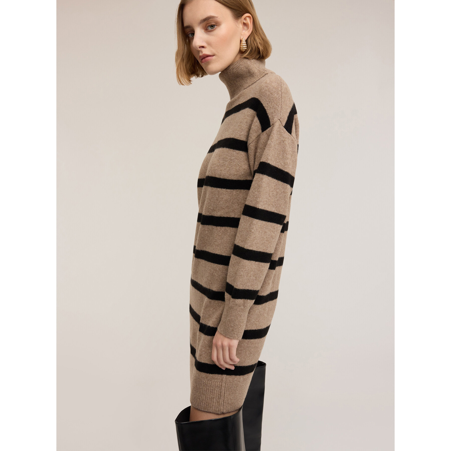 Motivi - Vestido de punto a rayas - Beige