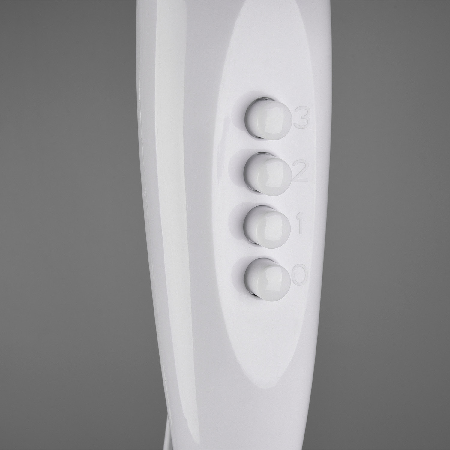 Bergen - Ventilatore a piantana in plastica e metallo dal design tradizionale. Ø44 cm colore bianco