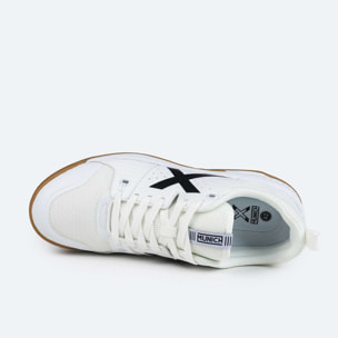 MUNICH PISTA 01 Zapatillas fútbol sala de diseño técnico blanco y negro